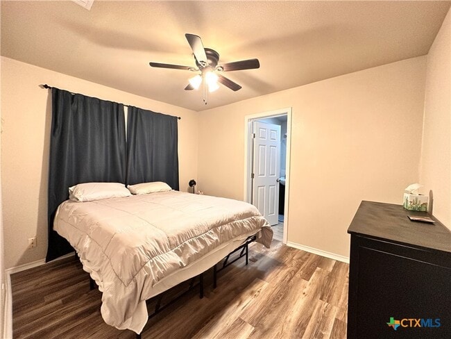 Building Photo - 511 McKie St