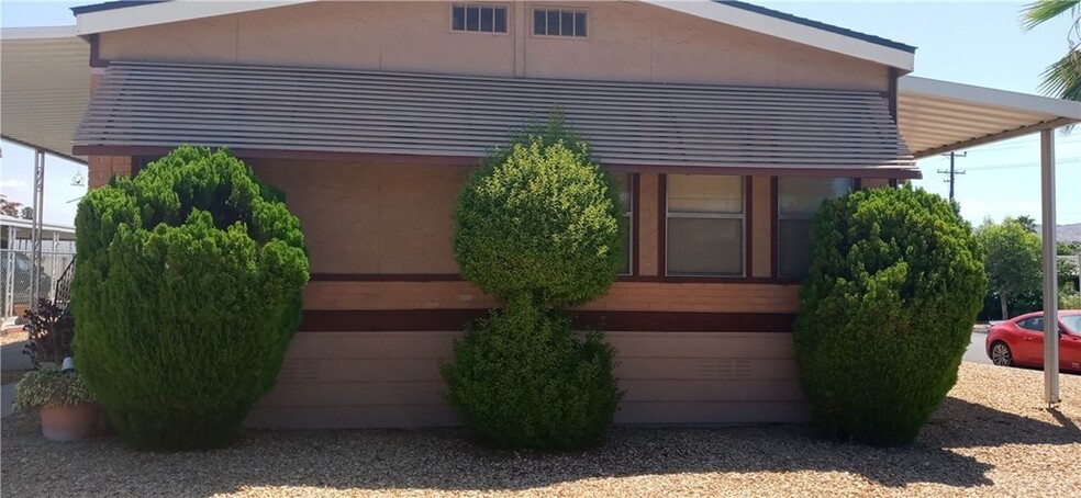 Building Photo - 14968 Vinehill St