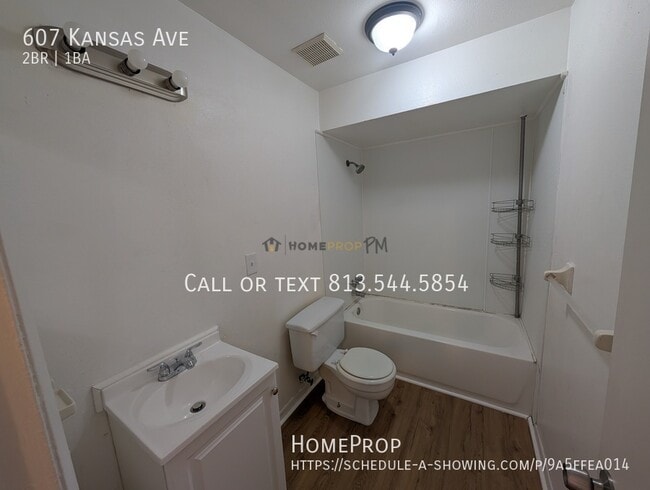 Building Photo - 607 Kansas Ave