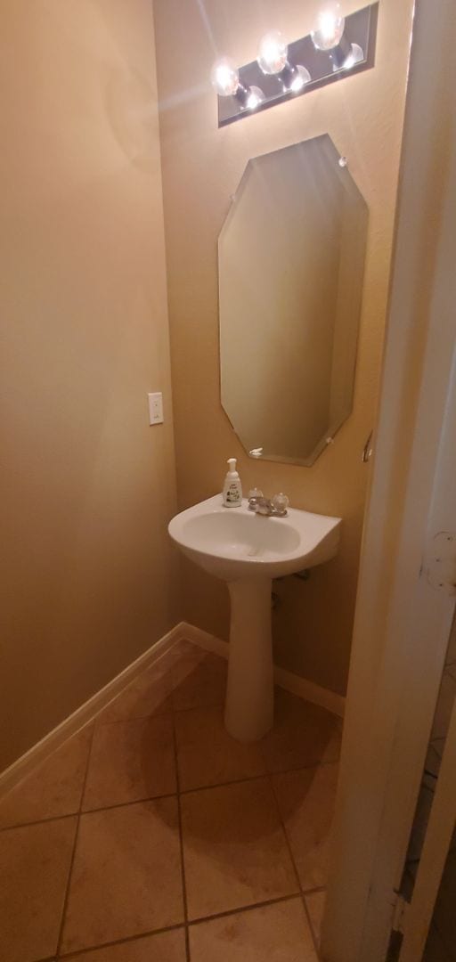 Building Photo - 249 Nomad Ln