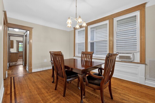 Building Photo - 18 Boyd Ave