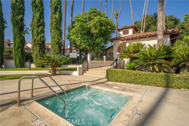 Building Photo - 443 E Bougainvillea Ln