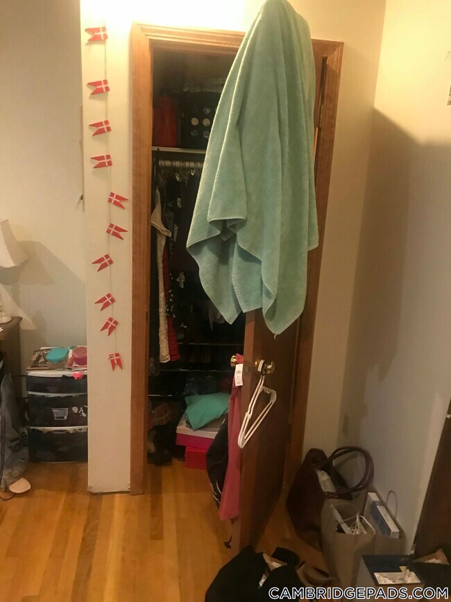 Building Photo - 9 Fulkerson St