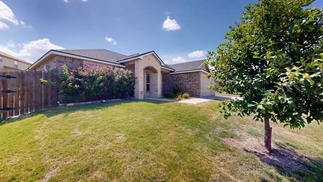 Building Photo - Labor Day Special 2 WEEKS FREE $1,795!!!