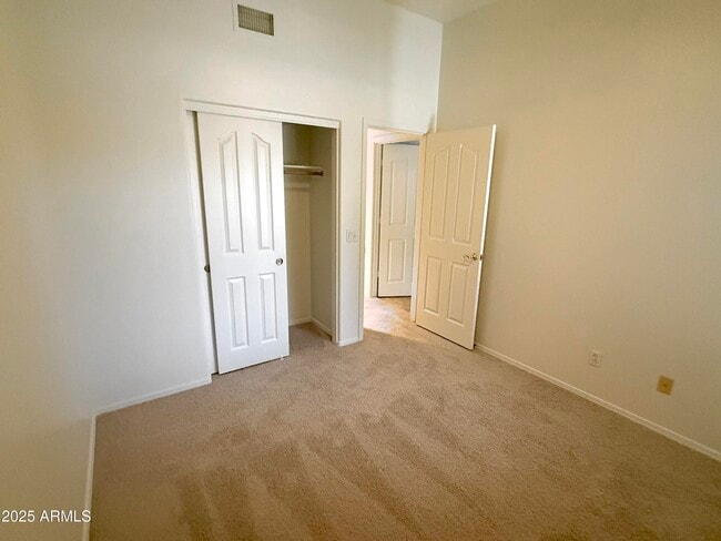 Building Photo - 4208 E Hamblin Dr