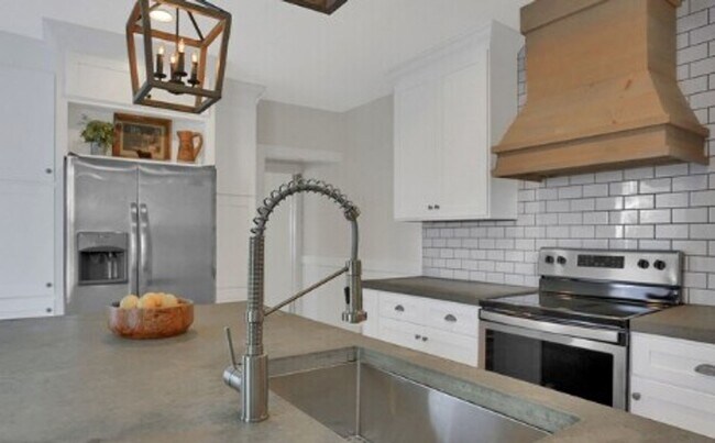 Building Photo - Beautiful 3 Bed, 1.5 Bath Home in Hanover, Pa!