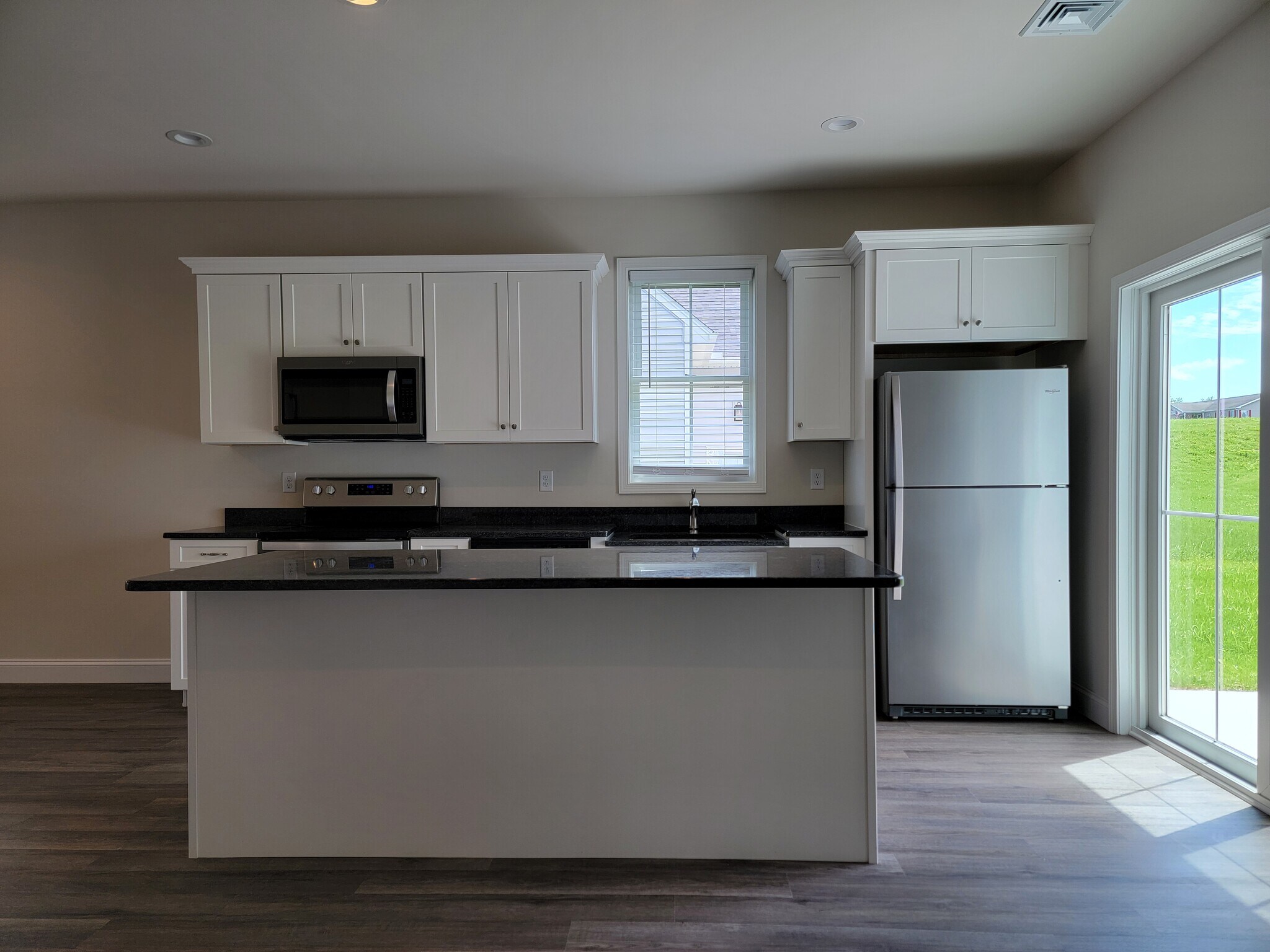 Building Photo - 226 Millard Dr