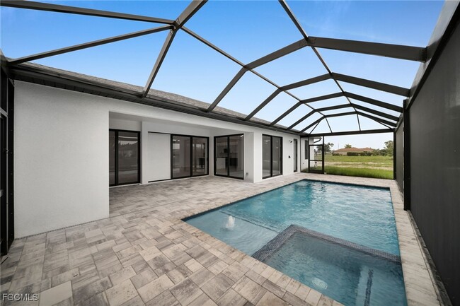 Building Photo - 3435 SW 8th Ct