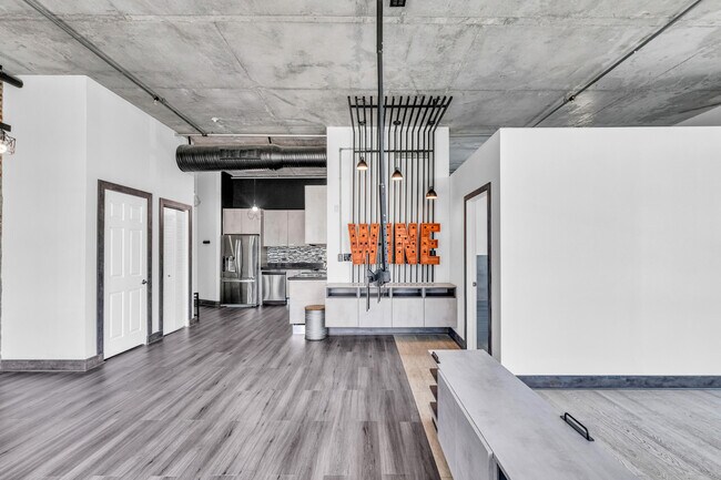 Building Photo - 2100 Van Buren St