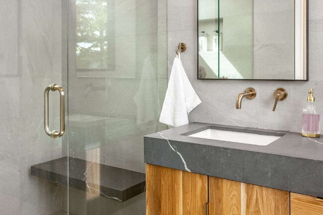 Building Photo - Modern Luxury Rental with Unobstructed Flatiron Views