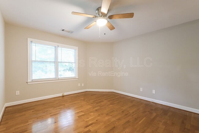 Building Photo - 280 Halah Cir NE