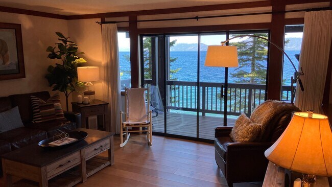 Building Photo - Furnished Lakefront home with amazing Lakeviews