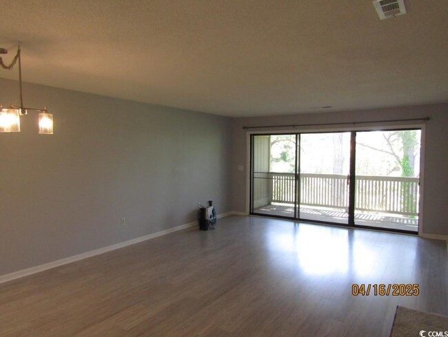 Building Photo - 4230 Pinehurst Cir