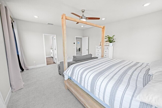 Building Photo - Bright Spacious 4BD/3BA Single-Family Home in Rocklin's Whitney Ranch!