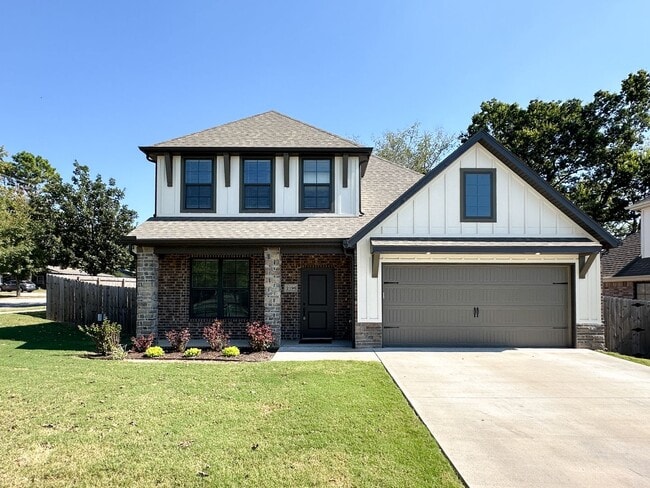 Primary Photo - 2196 N Woodlark Ln