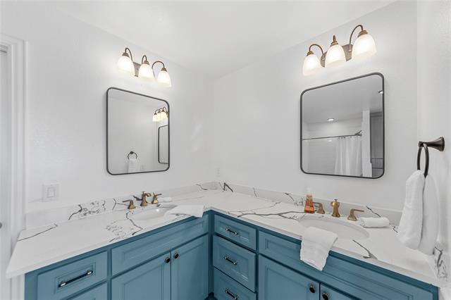 Building Photo - 3316 Inwood Rd