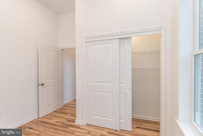 Building Photo - 315 N Preston St