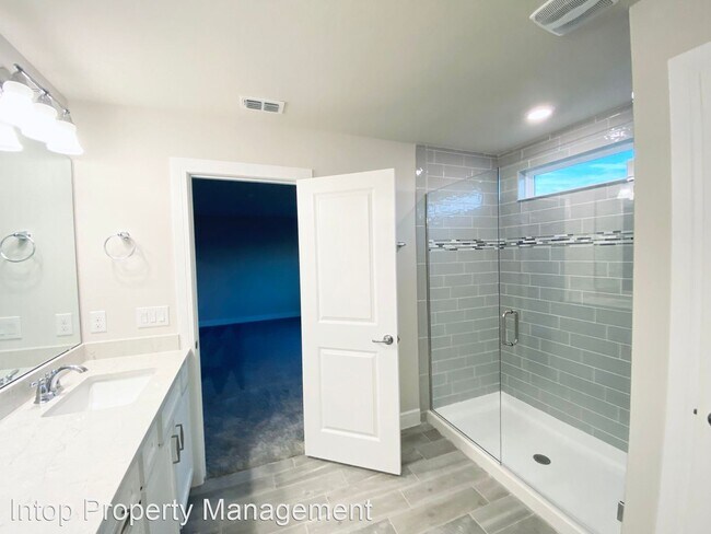 Building Photo - 4 br, 2.5 bath House - 4599 Gliding Wave St