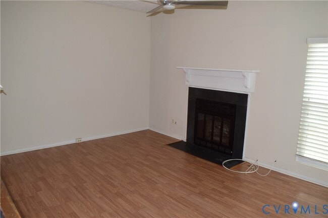 Building Photo - 9745 Groundhog Dr
