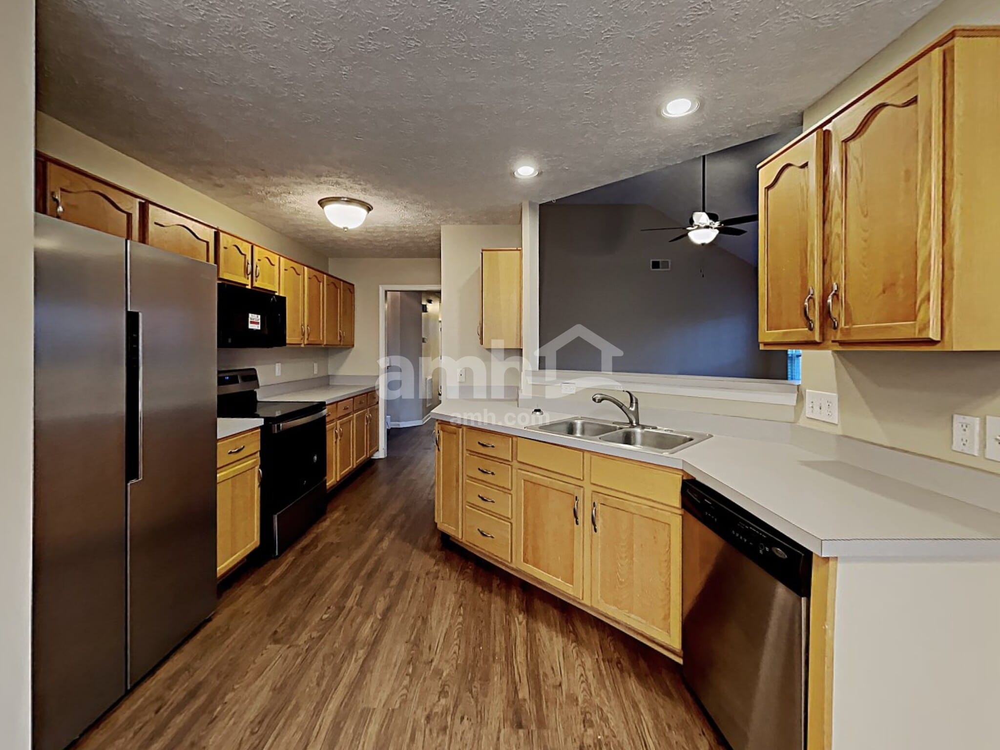 Building Photo - 2922 Wills Ct