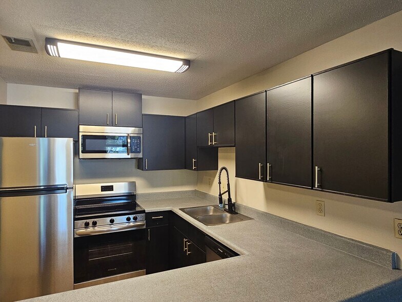 Interior Photo - Lincoln School Apartments