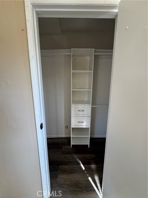 Building Photo - 921 Carob Way