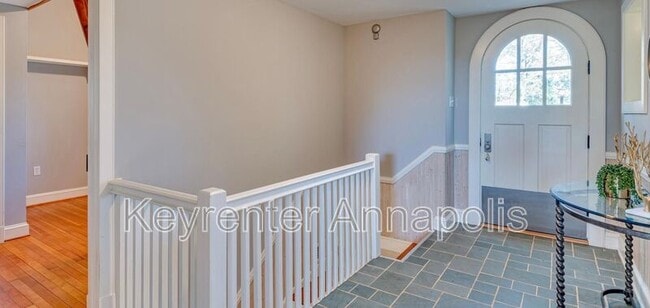Building Photo - 612 Holly Ridge Rd