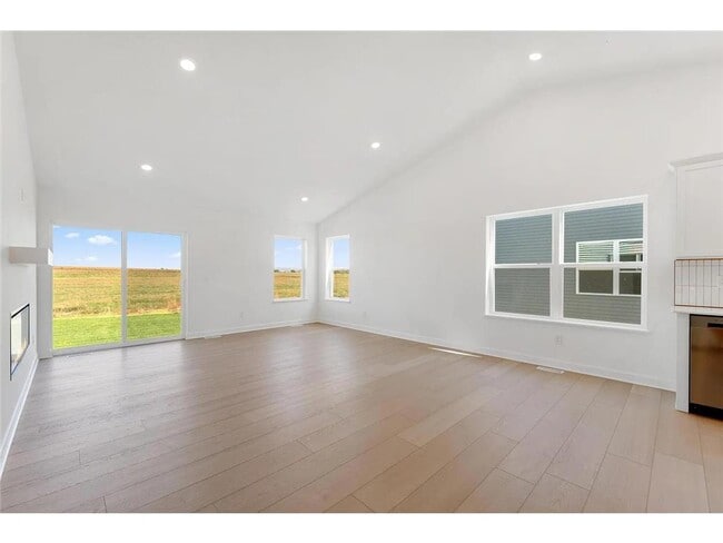 Building Photo - 2339 Jandell Ave NE