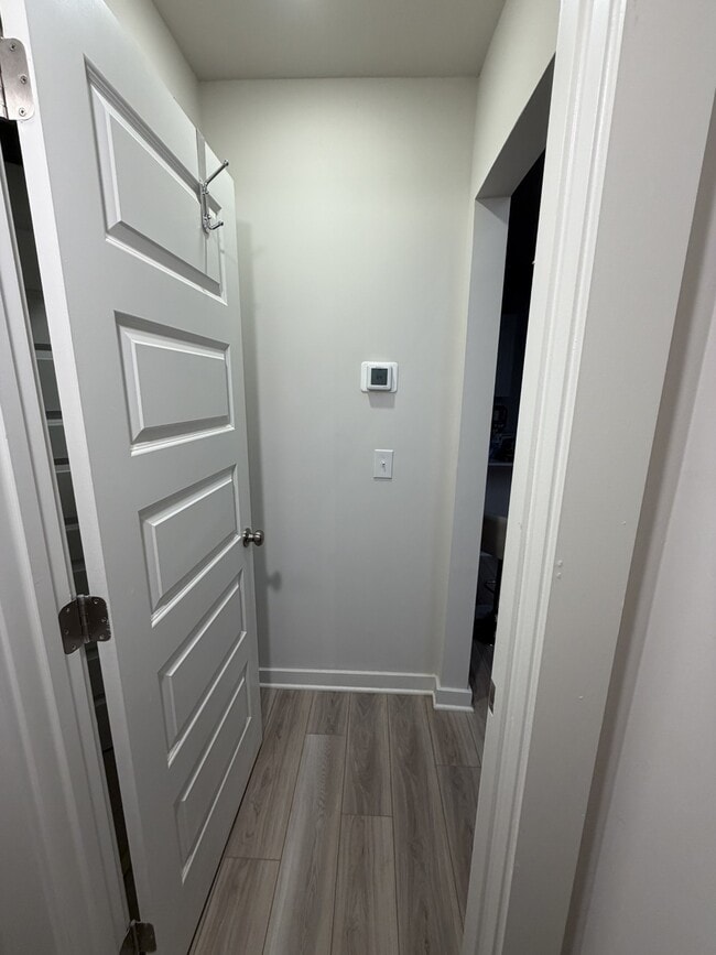 Building Photo - 213 Tartan Dr