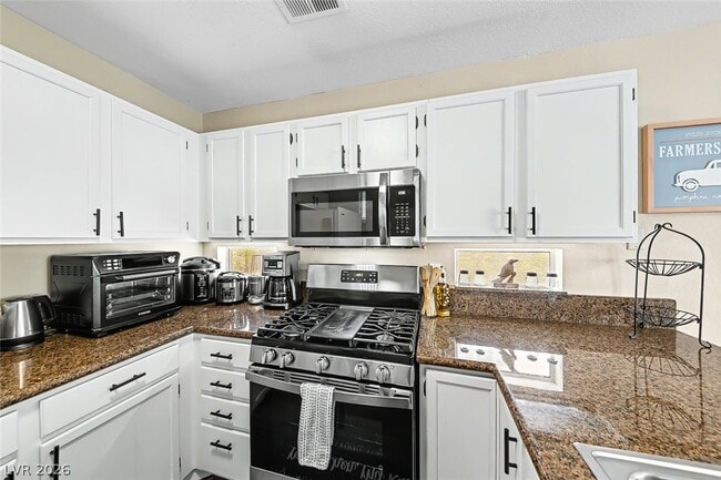 Building Photo - 1409 Spice Sky Dr