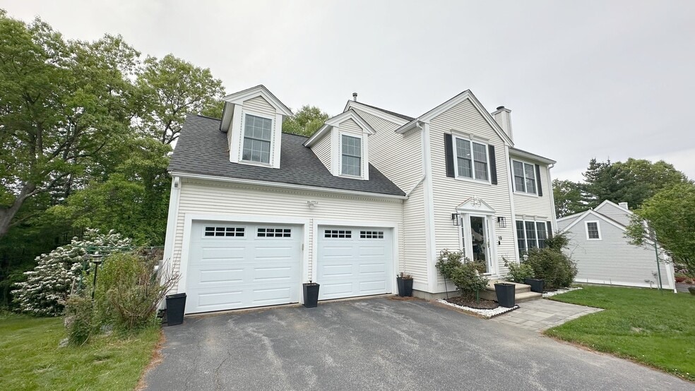 Building Photo - 19 Indian Pond Rd