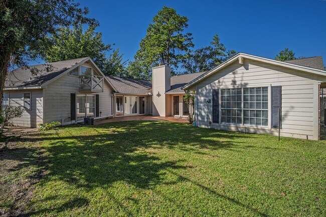 Building Photo - 12127 Tara Dr