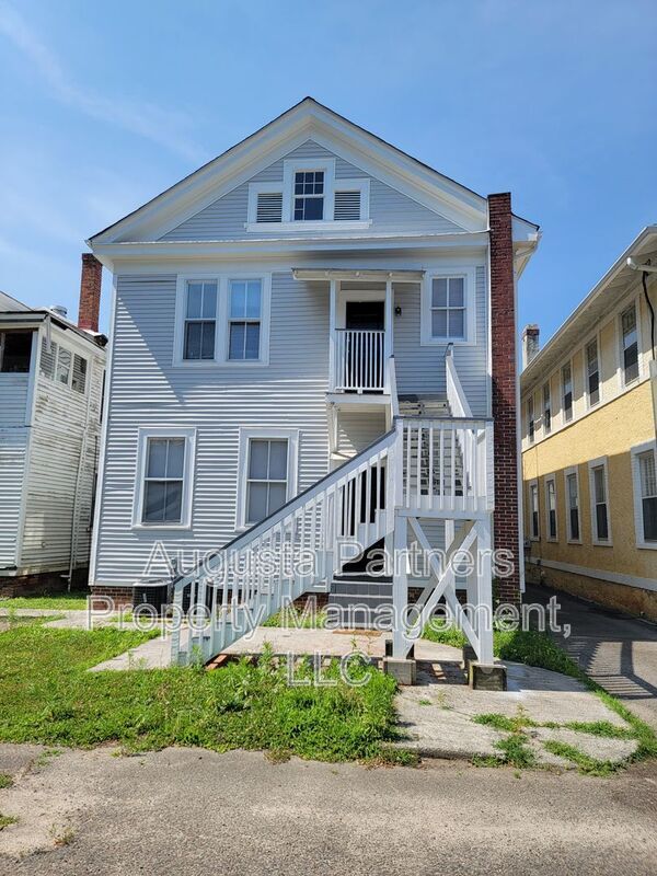 Building Photo - 323.5 Ellis St