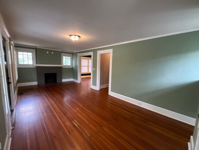 Building Photo - 1117 Lexington Ave