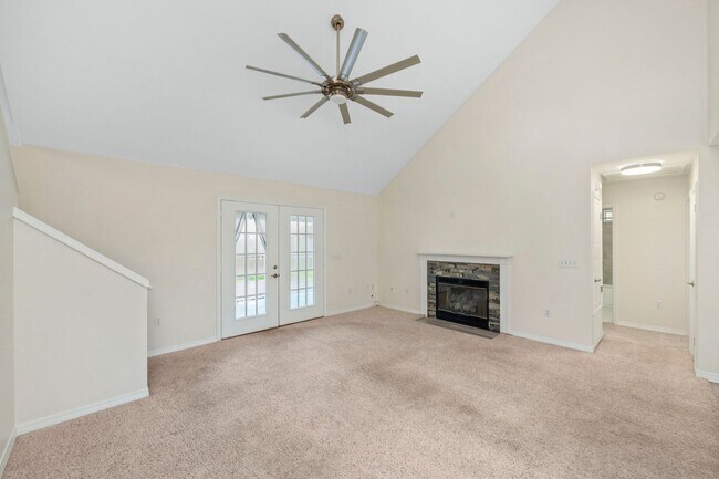 Building Photo - Updated 3BR in Bluewater Bay!!