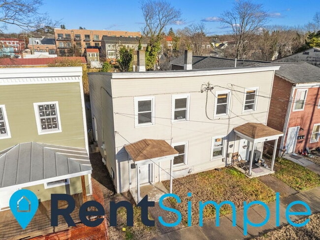 Building Photo - 317 Prince Edward St