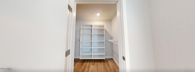 Building Photo - 45760 W Vlg Pkwy