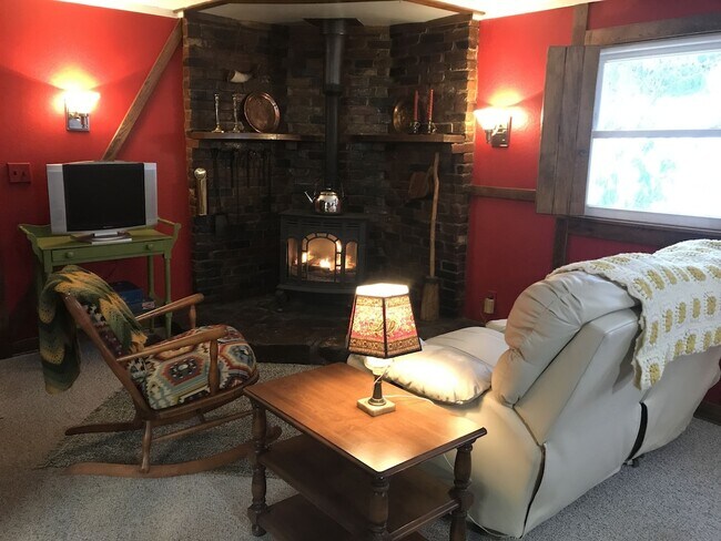 Building Photo - 164 Eddie Martin Rd