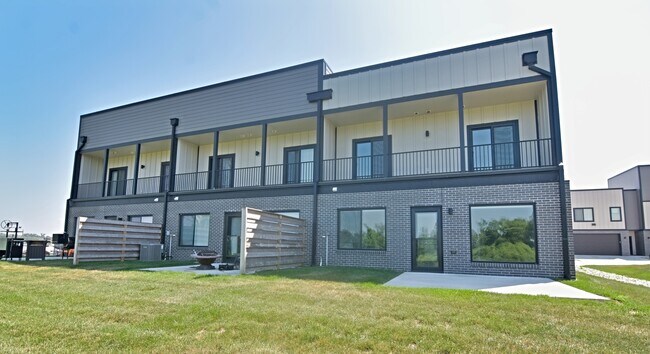 Building Photo - 29 Crosby Park Dr