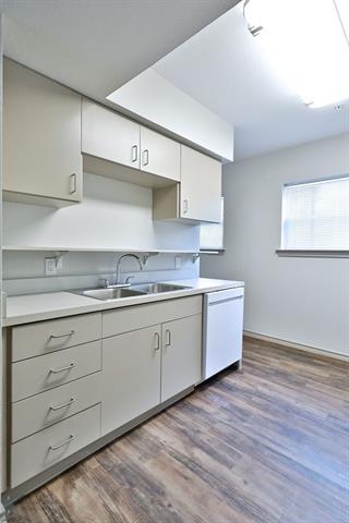 Building Photo - 2800 Sayles Blvd