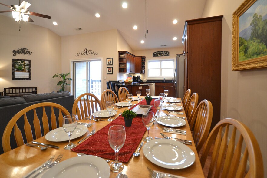 Dining Room - 35 Winterhawk Drive