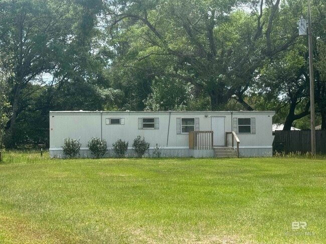 Building Photo - 20370 US-90