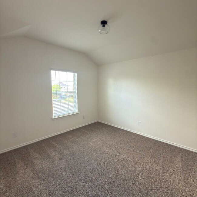 Building Photo - 4761 Avocet Dr