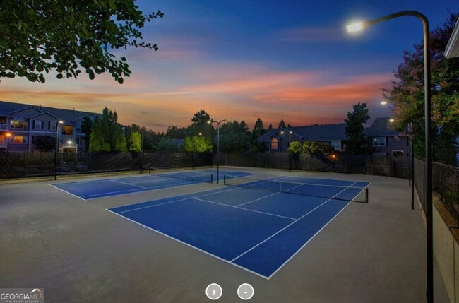 Building Photo - 7150 Peachtree Dunwoody Rd NE