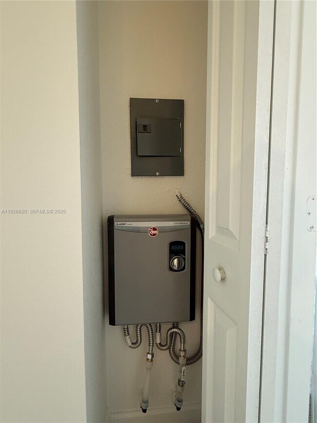 Building Photo - 26846 SW 121st Ct