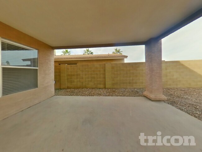 Building Photo - 1406 E Kerry Ln