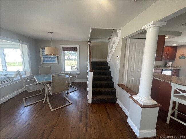 Building Photo - 21 Seaside Ln