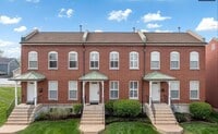 Building Photo - Lovely 2 Bedroom / 2 Bath for Rent