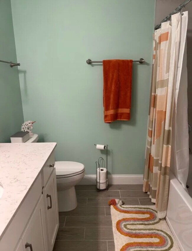 Building Photo - 16 Samantha Ct