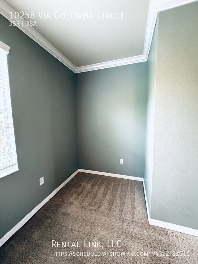 Building Photo - 10258 Via Colomba Circle